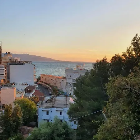 The Sunset View アパート Sarandë